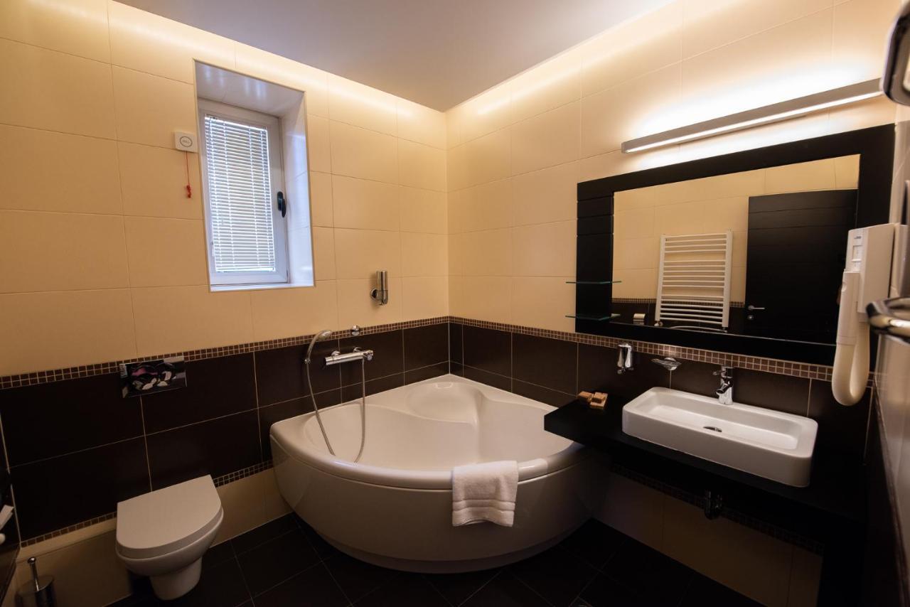 Hotel Sun Loznica Dış mekan fotoğraf