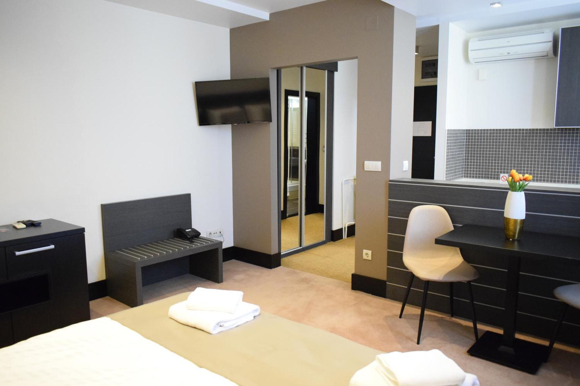 Hotel Sun Loznica Dış mekan fotoğraf