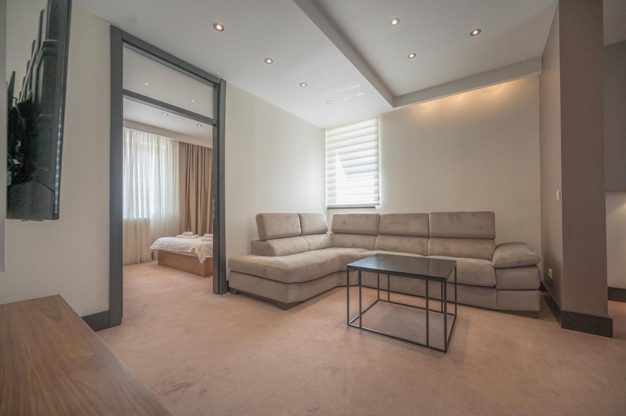 Hotel Sun Loznica Dış mekan fotoğraf